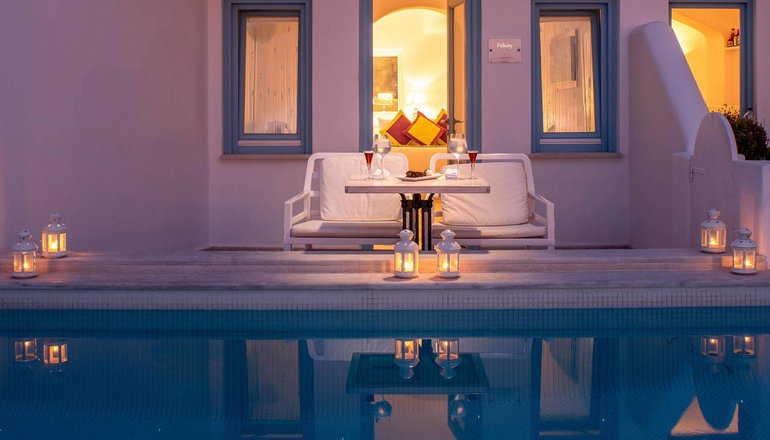 Above Blue Suites - Ημεροβίγλι, Σαντορίνη